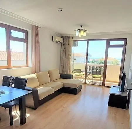 Lovely With Sea View Apartment Sweti Wlas